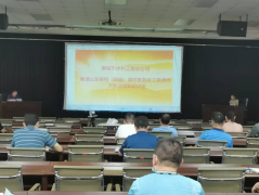 為進一步學(xué)習(xí)貫徹《信訪工作條例》，強化公司干部職工的法律意識， 7月8日，聊城市水利工程總公司舉辦《信訪工作條例》專題培訓(xùn)講座，邀請舜翔（聊城）律師事務(wù)所律師丁燕授課